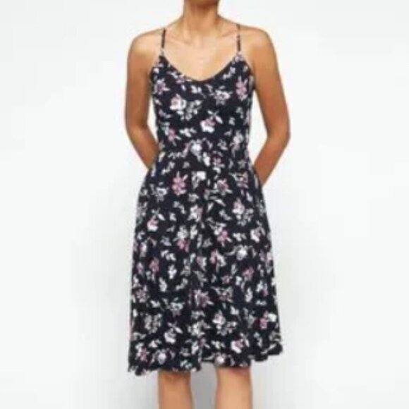 Nine Britton for Stitch Fix Navy Floral Angie Knit Dress - Picture 9 of 10